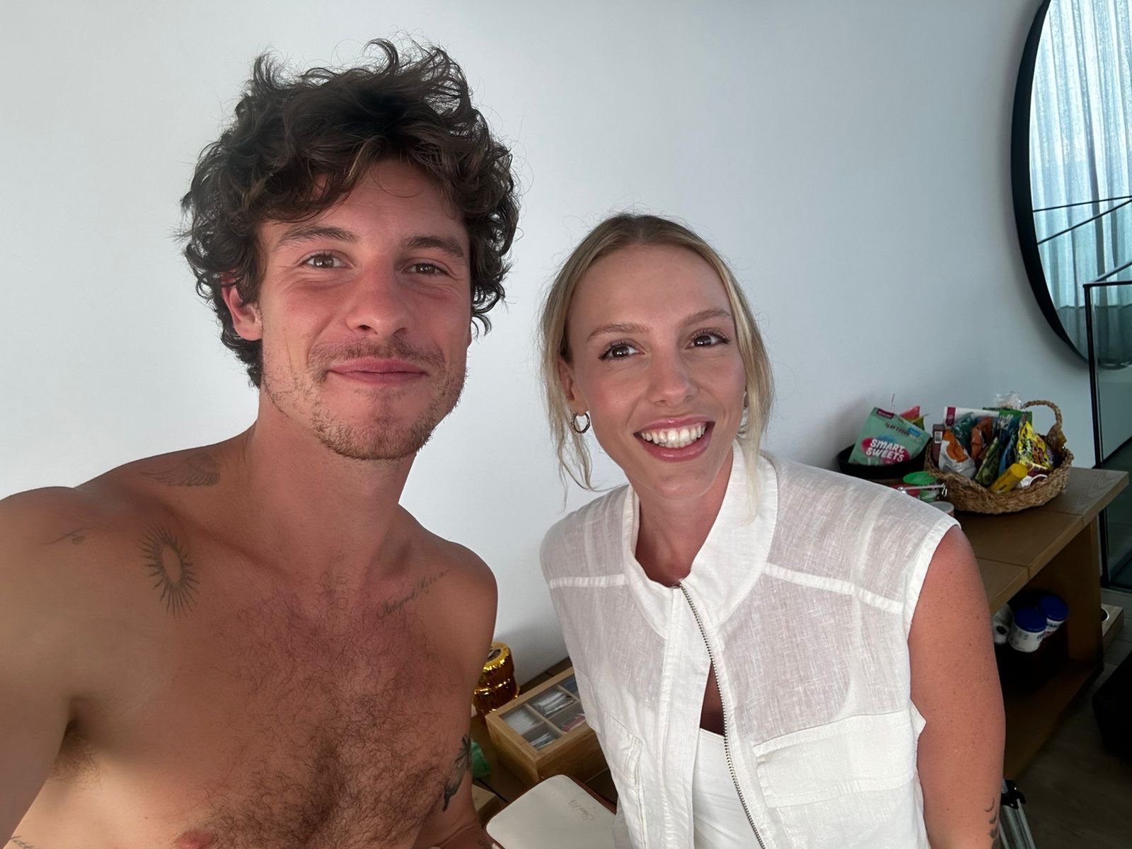 Shawn Mendes escolhe medicina integrativa no Rio para iniciar 2026 com mais energia e bem-estar