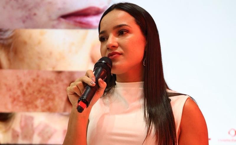 Amanda Yamamoto fala de alta tecnologia como solução para melasma na Estética In SP