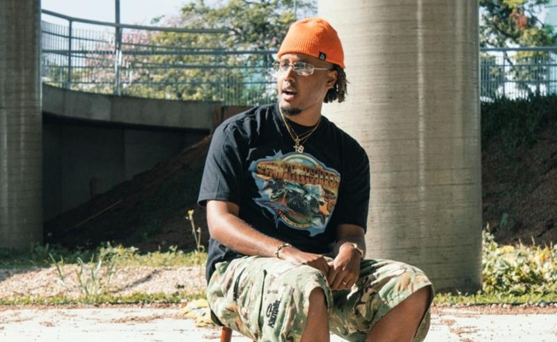 O rapper Brunno Ramos lança a faixa “Segura na Minha Mão”