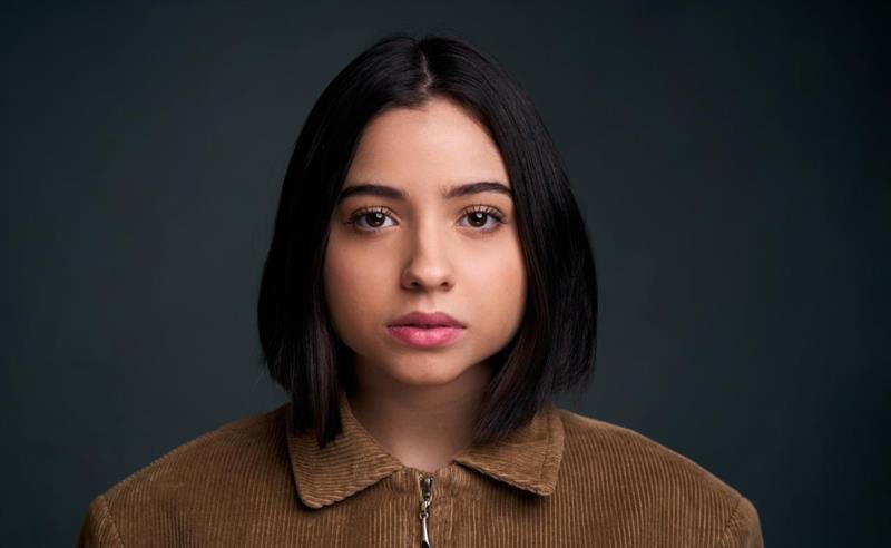 Isabella Daneluz assume protagonismo em nova fase da carreira nos palcos cariocas